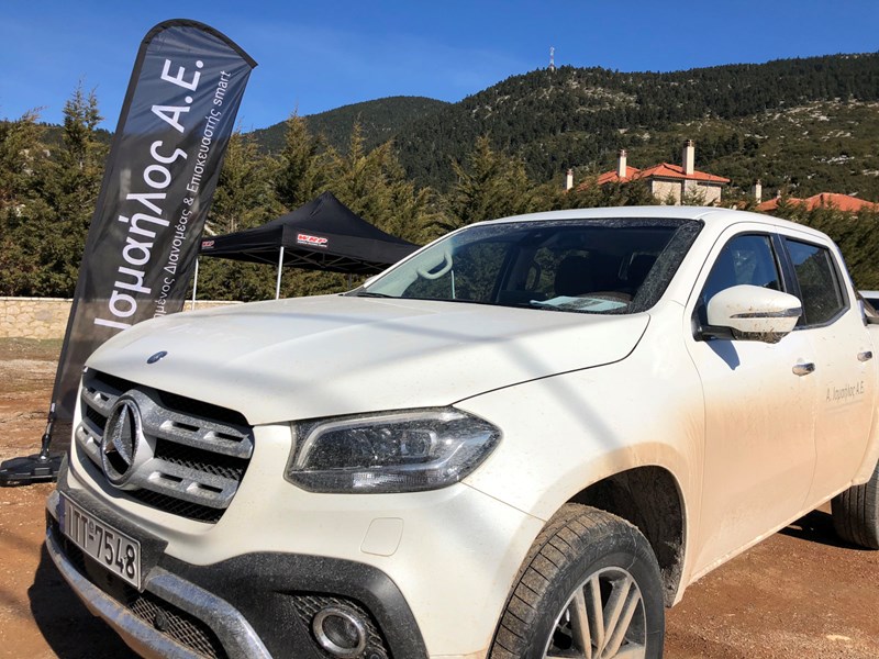 Mercedes X-Class