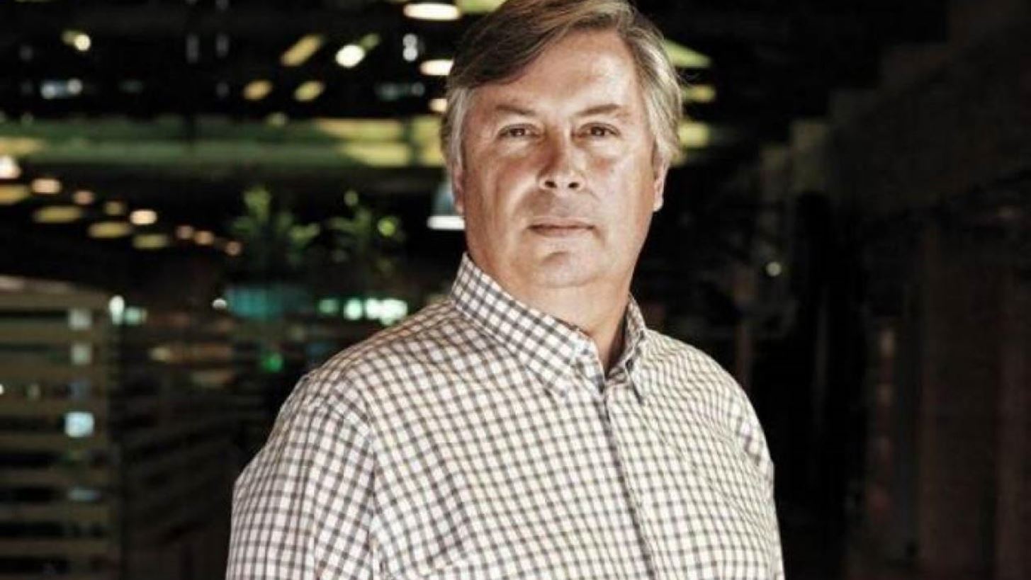 Jumbo: &#x397; &#x3B5;&#x3C0;&#x3AD;&#x3BD;&#x3B4;&#x3C5;&#x3C3;&#x3B7; &#x3C3;&#x3C4;&#x3B1; &#x3B1;&#x3C0;&#x3BF;&#x3B8;&#x3AD;&#x3BC;&#x3B1;&#x3C4;&#x3B1; &#x3BA;&#x3B1;&#x3B9; &#x3BF; &#x391;&#x3BB;&#x3B2;&#x3B1;&#x3BD;&#x3CC;&#x3C2; &#x3B4;&#x3B9;&#x3C3;&#x3B5;&#x3BA;&#x3B1;&#x3C4;&#x3BF;&#x3BC;&#x3BC;&#x3C5;&#x3C1;&#x3B9;&#x3BF;&#x3CD;&#x3C7;&#x3BF;&#x3C2;