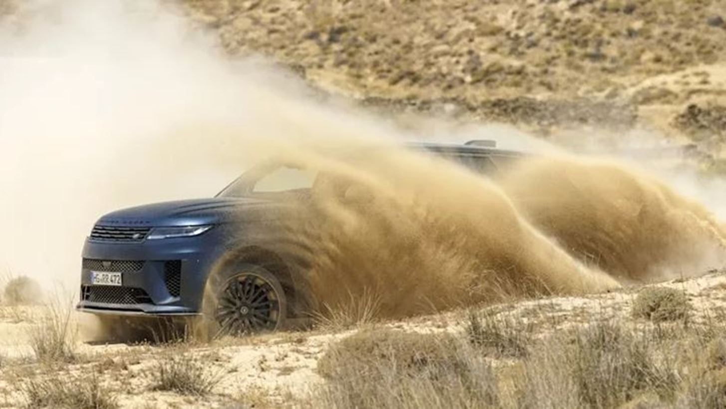 Range Rover House Mykonos | &#x39C;&#x3B9;&#x3B1; &#x3B1;&#x3BD;&#x3B5;&#x3C0;&#x3B1;&#x3BD;&#x3AC;&#x3BB;&#x3B7;&#x3C0;&#x3C4;&#x3B7; &#x3B5;&#x3BC;&#x3C0;&#x3B5;&#x3B9;&#x3C1;&#x3AF;&#x3B1; &#x3B6;&#x3C9;&#x3AE;&#x3C2; &#x3B3;&#x3B9;&#x3B1; &#x3C4;&#x3BF;&#x3C5;&#x3C2; &#x3BB;&#x3AC;&#x3C4;&#x3C1;&#x3B5;&#x3B9;&#x3C2; &#x3C4;&#x3B7;&#x3C2; &#x3B1;&#x3C5;&#x3B8;&#x3B5;&#x3BD;&#x3C4;&#x3B9;&#x3BA;&#x3AE;&#x3C2; &#x3C0;&#x3BF;&#x3BB;&#x3C5;&#x3C4;&#x3AD;&#x3BB;&#x3B5;&#x3B9;&#x3B1;&#x3C2; &#x3BA;&#x3B1;&#x3B9; &#x3C4;&#x3BF;&#x3C5; stylish coolness &#x3C3;&#x3C4;&#x3B7; &#x39C;&#x3CD;&#x3BA;&#x3BF;&#x3BD;&#x3BF;
