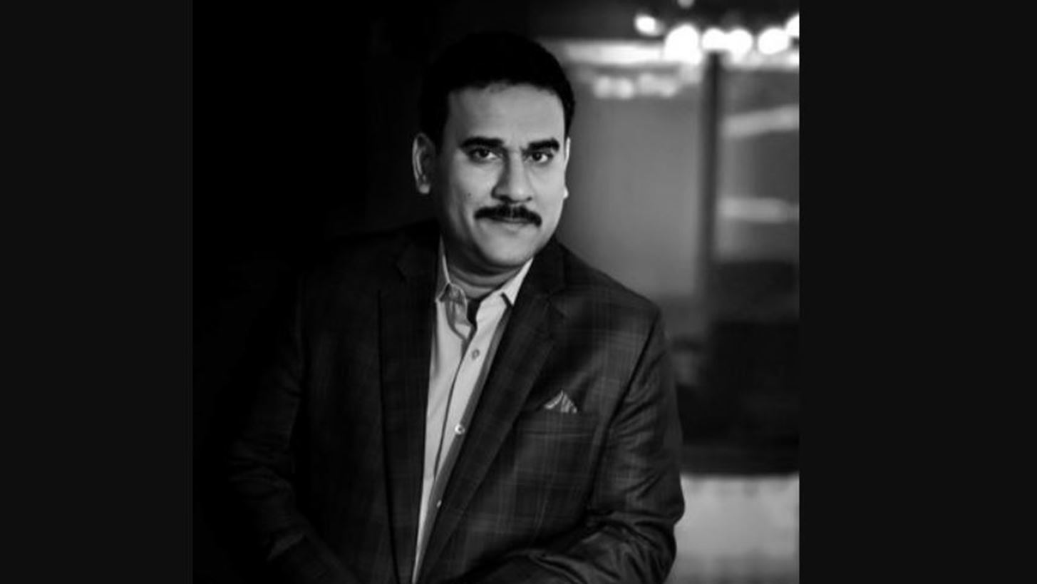 Pradeep Rathod: &#x39F; &#x3BD;&#x3AD;&#x3BF;&#x3C2; &#x399;&#x3BD;&#x3B4;&#x3CC;&#x3C2; &#x3B4;&#x3B9;&#x3C3;&#x3B5;&#x3BA;&#x3B1;&#x3C4;&#x3BF;&#x3BC;&#x3BC;&#x3C5;&#x3C1;&#x3B9;&#x3BF;&#x3CD;&#x3C7;&#x3BF;&#x3C2; &#x3AD;&#x3BA;&#x3B1;&#x3BD;&#x3B5; &#x3C0;&#x3B5;&#x3C1;&#x3B9;&#x3BF;&#x3C5;&#x3C3;&#x3AF;&#x3B1; &#x3C0;&#x3BF;&#x3C5;&#x3BB;&#x3CE;&#x3BD;&#x3C4;&#x3B1;&#x3C2; &#x3BC;&#x3B1;&#x3B3;&#x3B5;&#x3B9;&#x3C1;&#x3B9;&#x3BA;&#x3AC; &#x3C3;&#x3BA;&#x3B5;&#x3CD;&#x3B7; &#x3BA;&#x3B1;&#x3B9; &#x3C0;&#x3BB;&#x3B1;&#x3C3;&#x3C4;&#x3B9;&#x3BA;&#x3AC; &#x3AD;&#x3C0;&#x3B9;&#x3C0;&#x3BB;&#x3B1;
