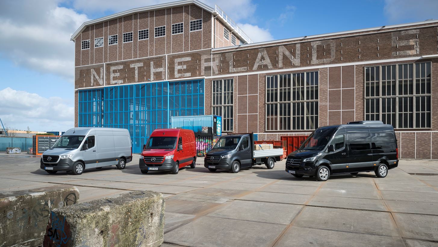 Mercedes-Benz Vans: &#x3A4;&#x3BF; &#x3BD;&#x3AD;&#x3BF; Sprinter &#x3B5;&#x3AF;&#x3BD;&#x3B1;&#x3B9; &#x3B5;&#x3B4;&#x3CE;!