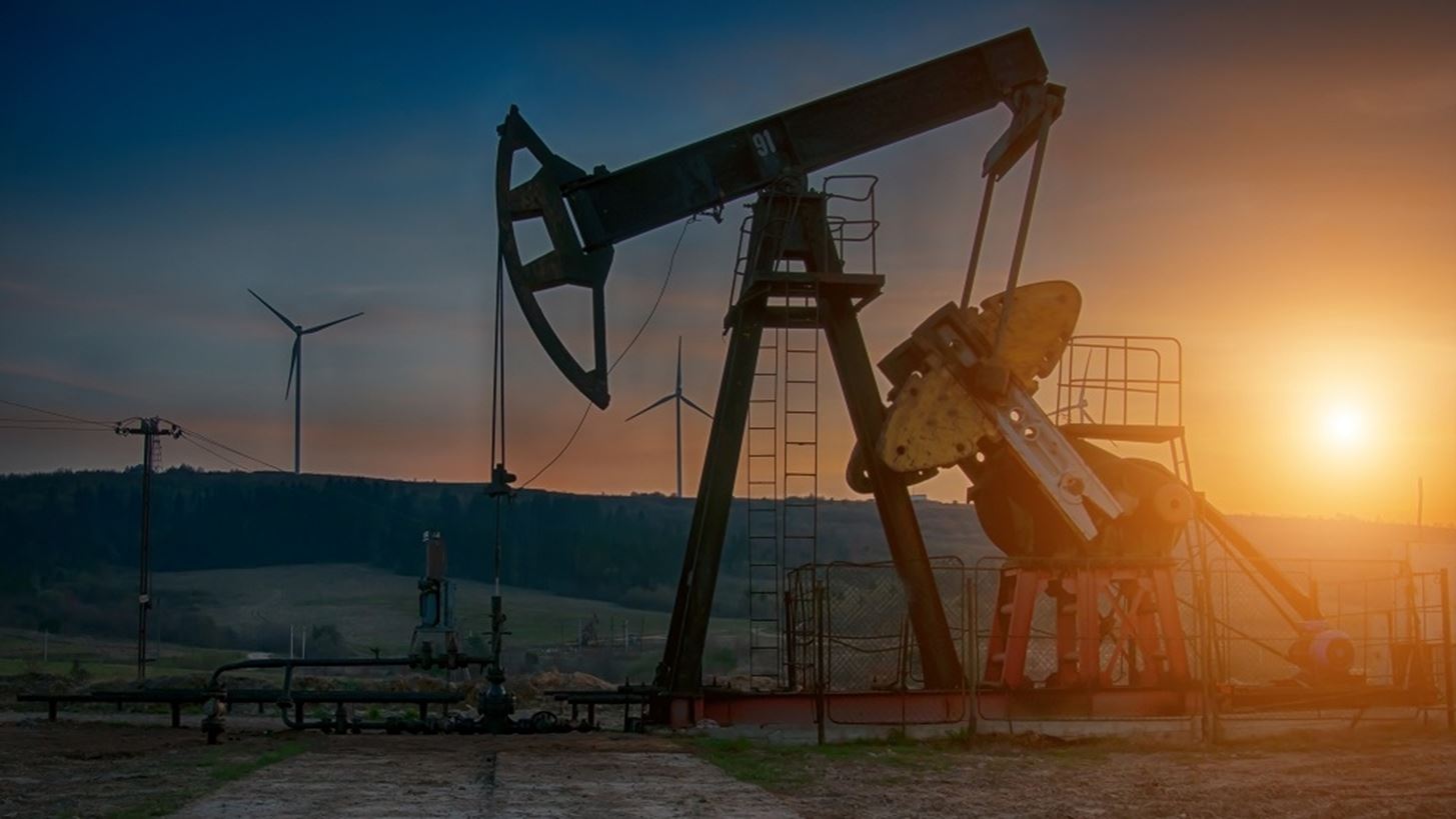 Ανέκαμψε από τα χαμηλά πέντε μηνών το πετρέλαιο