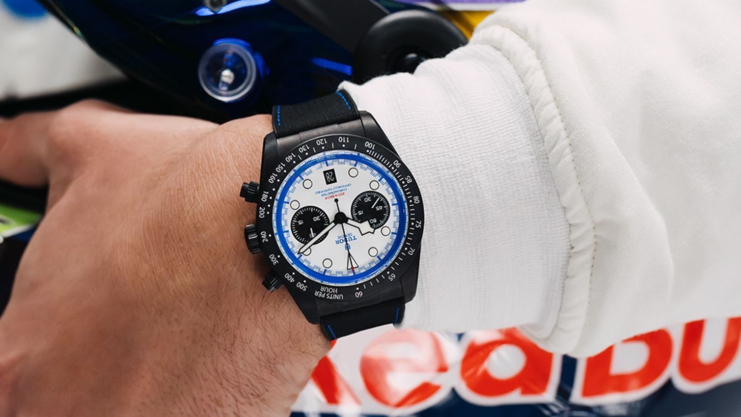 &#x39D;&#x3AD;&#x3BF; TUDOR Black Bay Chrono &quot;Carbon 25&quot;