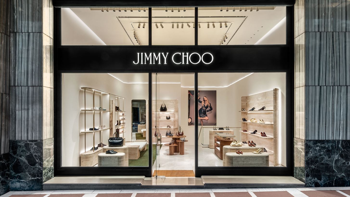 Ο οίκος Jimmy Choo ανοίγει την πρώτη του μπουτίκ στην Αθήνα