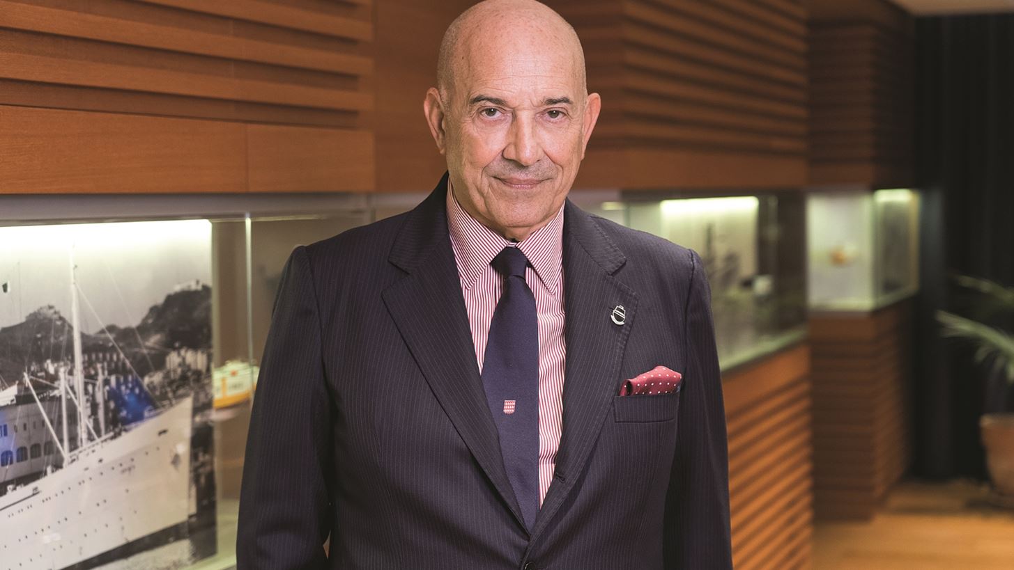 Emanuele Grimaldi: &#x3A1;&#x3B5;&#x3B1;&#x3BB;&#x3B9;&#x3C3;&#xB5;&#x3CC;&#x3C2; &#x3C7;&#x3C9;&#x3C1;&#x3AF;&#x3C2; &#x3C3;&#x3CD;&#x3BD;&#x3BF;&#x3C1;&#x3B1;, &#x3CC;&#x3C1;&#x3B1;&#xB5;&#x3B1; &#x3C7;&#x3C9;&#x3C1;&#x3AF;&#x3C2; &#x3B1;&#x3C5;&#x3C4;&#x3B1;&#x3C0;&#x3AC;&#x3C4;&#x3B5;&#x3C2;