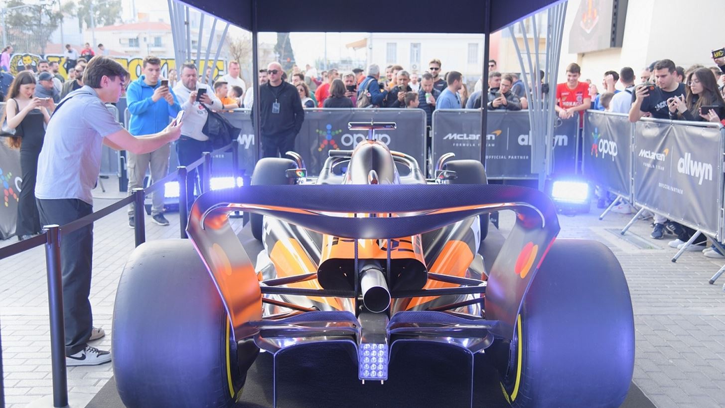 &#x3A4;&#x3BF; &#x3BC;&#x3BF;&#x3BD;&#x3BF;&#x3B8;&#x3AD;&#x3C3;&#x3B9;&#x3BF; &#x3C4;&#x3B7;&#x3C2;&#xA0;McLaren&#xA0;Formula&#xA0;1&#xA0;Team&#xA0;&#x3C0;&#x3B5;&#x3C1;&#x3B9;&#x3BF;&#x3B4;&#x3B5;&#x3CD;&#x3B5;&#x3B9; &#x3C3;&#x3C4;&#x3B7;&#x3BD; &#x395;&#x3BB;&#x3BB;&#x3AC;&#x3B4;&#x3B1; - &#x3A0;&#x3C1;&#x3B5;&#x3BC;&#x3B9;&#x3AD;&#x3C1;&#x3B1; &#x3C3;&#x3C4;&#x3B7; &#x398;&#x3B5;&#x3C3;&#x3C3;&#x3B1;&#x3BB;&#x3BF;&#x3BD;&#x3AF;&#x3BA;&#x3B7; &#x3C3;&#x3C4;&#x3B9;&#x3C2; 6 &#x3A3;&#x3B5;&#x3C0;&#x3C4;&#x3B5;&#x3BC;&#x3B2;&#x3C1;&#x3AF;&#x3BF;&#x3C5;