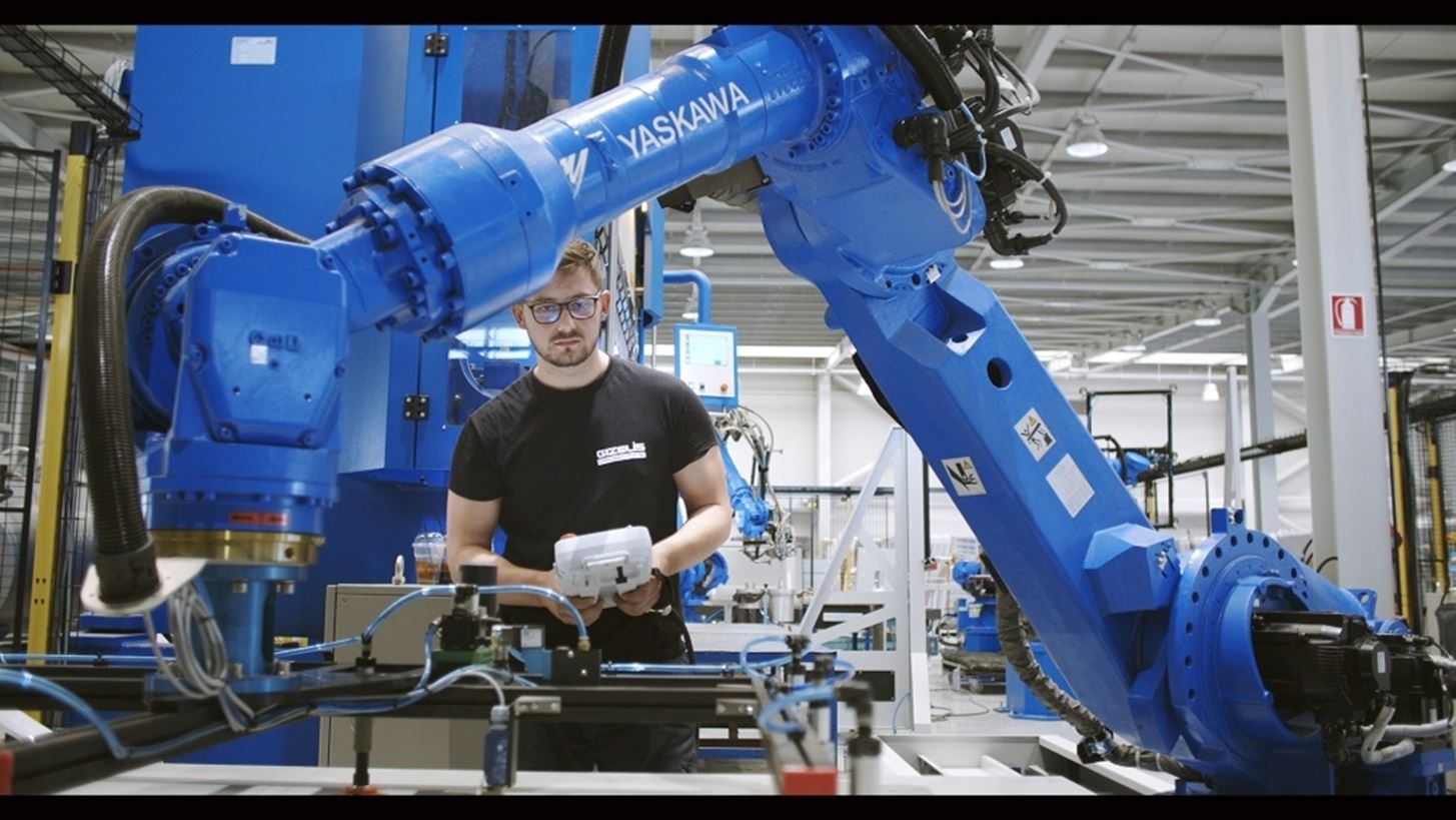 &#x397; Gizelis Robotics &#x3B7;&#x3B3;&#x3B5;&#x3AF;&#x3C4;&#x3B1;&#x3B9; &#x3C3;&#x3C4;&#x3B7; &#x3C1;&#x3BF;&#x3BC;&#x3C0;&#x3BF;&#x3C4;&#x3B9;&#x3BA;&#x3AE; &#x3BA;&#x3B1;&#x3B9; &#x3C3;&#x3C5;&#x3BD;&#x3B5;&#x3C1;&#x3B3;&#x3AC;&#x3B6;&#x3B5;&#x3C4;&#x3B1;&#x3B9; &#x3BC;&#x3B5; &#x3C4;&#x3B9;&#x3C2; &#x3BC;&#x3B5;&#x3B3;&#x3B1;&#x3BB;&#x3CD;&#x3C4;&#x3B5;&#x3C1;&#x3B5;&#x3C2; &#x3B2;&#x3B9;&#x3BF;&#x3BC;&#x3B7;&#x3C7;&#x3B1;&#x3BD;&#x3AF;&#x3B5;&#x3C2; &#x3C3;&#x3C4;&#x3B7;&#x3BD; &#x395;&#x3BB;&#x3BB;&#x3AC;&#x3B4;&#x3B1; &#x3BA;&#x3B1;&#x3B9; &#x3C4;&#x3BF; &#x3B5;&#x3BE;&#x3C9;&#x3C4;&#x3B5;&#x3C1;&#x3B9;&#x3BA;&#x3CC;