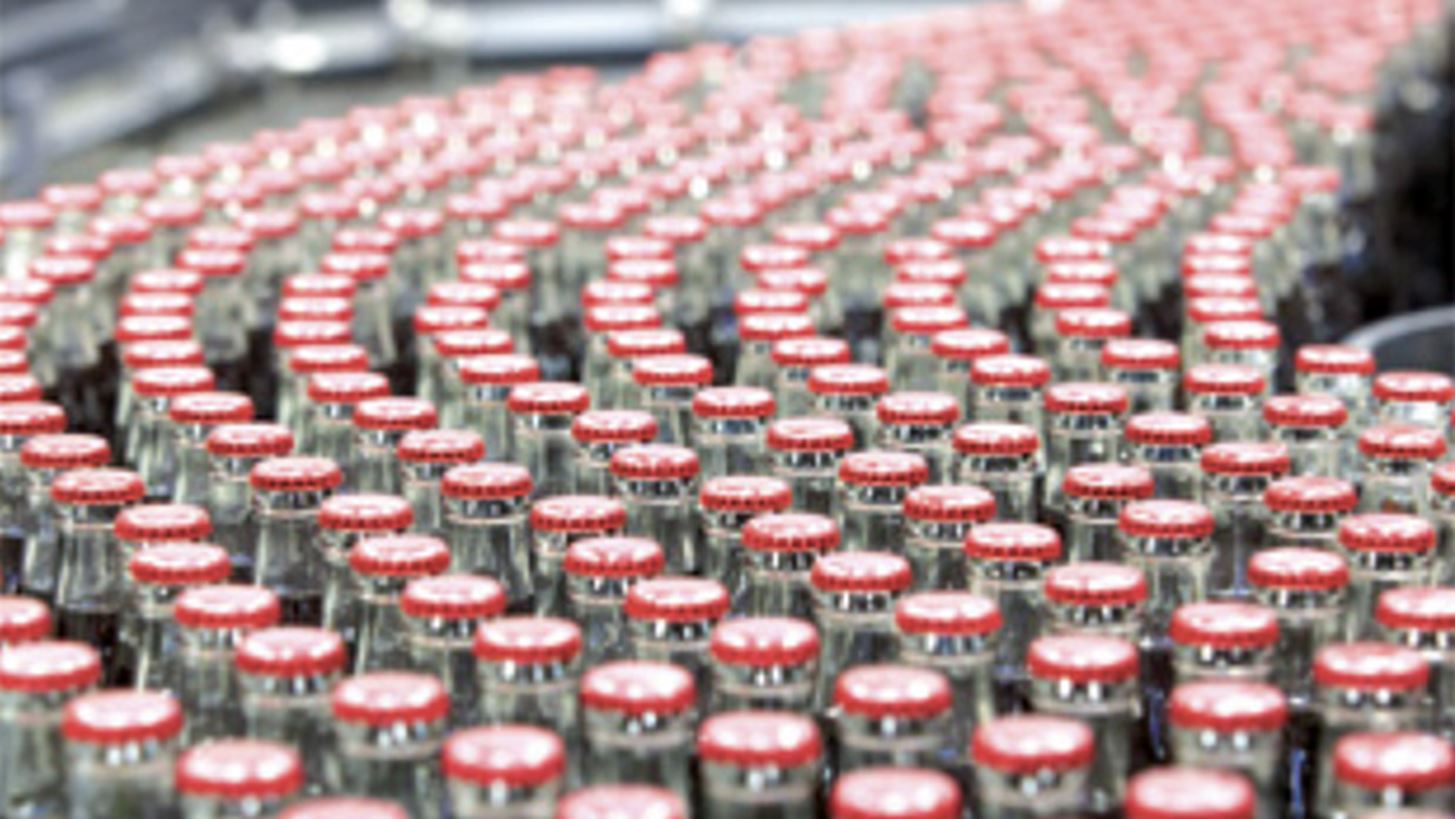 Coca-Cola HBC: &#x391;&#x3CD;&#x3BE;&#x3B7;&#x3C3;&#x3B7; 12,2% &#x3C3;&#x3C4;&#x3B1; EBIT, &#x3B5;&#x3BD;&#x3B9;&#x3C3;&#x3C7;&#x3CD;&#x3B5;&#x3B9; &#x3C4;&#x3BF; &#x3BC;&#x3AD;&#x3C1;&#x3B9;&#x3C3;&#x3BC;&#x3B1; &#x3C3;&#x3C4;&#x3B1; &#x20AC;1,03 &#x3B1;&#x3BD;&#x3AC; &#x3BC;&#x3B5;&#x3C4;&#x3BF;&#x3C7;&#x3AE;