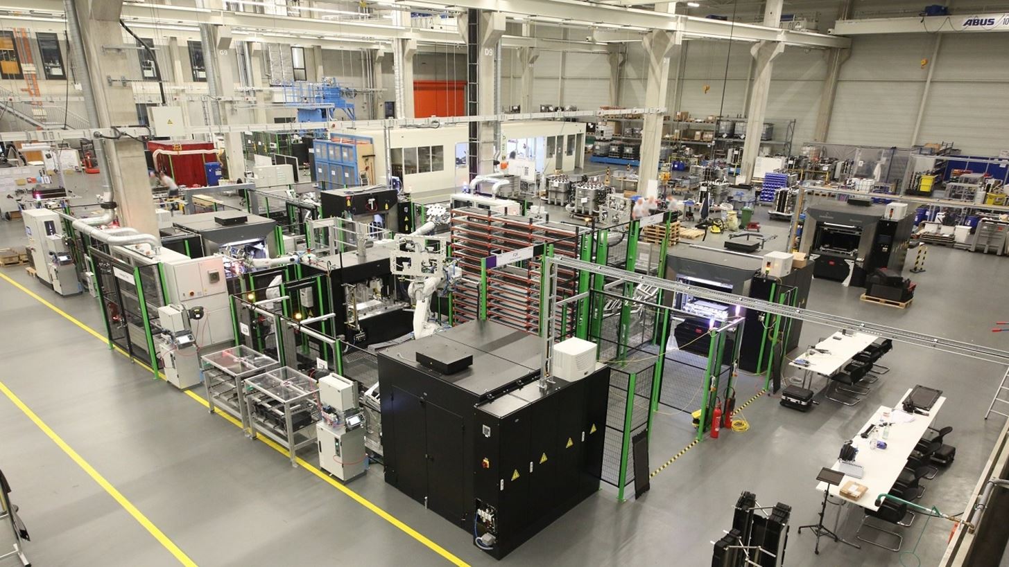 CMBLU: &#x397; &#x3B3;&#x3B5;&#x3C1;&#x3BC;&#x3B1;&#x3BD;&#x3B9;&#x3BA;&#x3AE; &#x3BC;&#x3C0;&#x3B1;&#x3C4;&#x3B1;&#x3C1;&#x3AF;&#x3B1; made in Greece &#x3C0;&#x3BF;&#x3C5; &#x3B8;&#x3B1; &#x3B1;&#x3BC;&#x3C6;&#x3B9;&#x3C3;&#x3B2;&#x3B7;&#x3C4;&#x3AE;&#x3C3;&#x3B5;&#x3B9; &#x3C4;&#x3BF; &#x3BA;&#x3B9;&#x3BD;&#x3B5;&#x3B6;&#x3B9;&#x3BA;&#x3CC; &#x3BF;&#x3BB;&#x3B9;&#x3B3;&#x3BF;&#x3C0;&#x3CE;&#x3BB;&#x3B9;&#x3BF;
