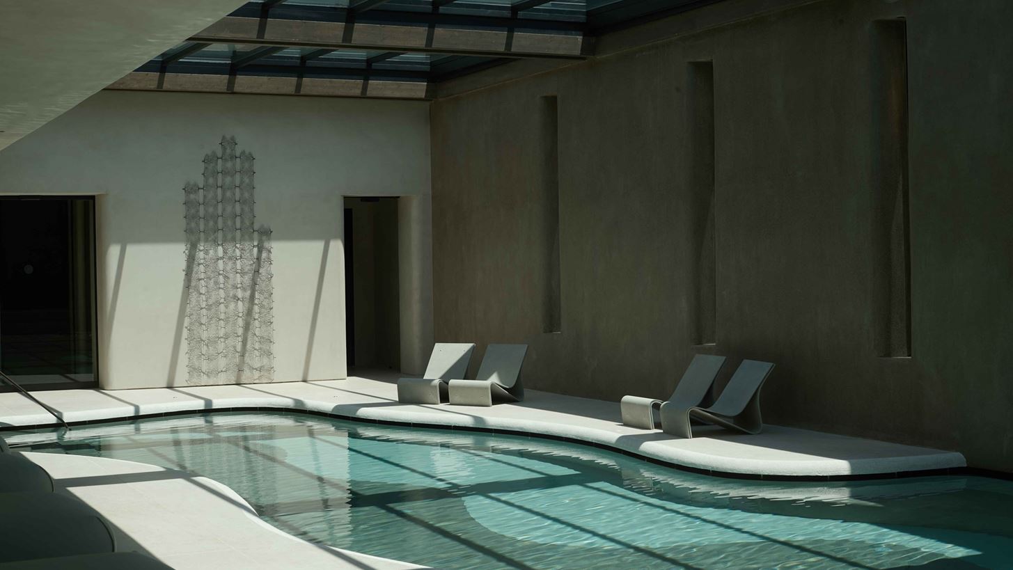 &#x397;&#x3B3;&#x3AD;&#x3C4;&#x3B7;&#x3C2; &#x3C3;&#x3C4;&#x3B7; &#x3BC;&#x3B1;&#x3BA;&#x3C1;&#x3BF;&#x3B6;&#x3C9;&#x3AF;&#x3B1;: &#x397; Bluegr Hotels &amp; Resorts &#x3C0;&#x3B1;&#x3C1;&#x3BF;&#x3C5;&#x3C3;&#x3B9;&#x3AC;&#x3B6;&#x3B5;&#x3B9; &#x3C4;&#x3BF; Nao &#x3C3;&#x3C4;&#x3BF; Minos Palace Resort