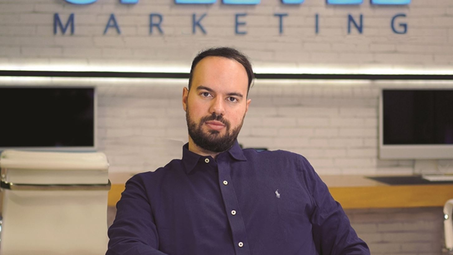 &#x3A0;&#x3CE;&#x3C2; &#x3B7; Uplevel Marketing &#x3B5;&#x3C0;&#x3B1;&#x3BD;&#x3B1;&#x3C0;&#x3C1;&#x3BF;&#x3C3;&#x3B4;&#x3B9;&#x3BF;&#x3C1;&#x3AF;&#x3B6;&#x3B5;&#x3B9; &#x3C4;&#x3BF;&#x3BD; &#x3BA;&#x3BB;&#x3AC;&#x3B4;&#x3BF; &#x3C0;&#x3B1;&#x3C1;&#x3BF;&#x3C7;&#x3AE;&#x3C2; &#x3C5;&#x3C0;&#x3B7;&#x3C1;&#x3B5;&#x3C3;&#x3B9;&#x3CE;&#x3BD; &#x3C3;&#x3C4;&#x3B7;&#x3BD; &#x395;&#x3BB;&#x3BB;&#x3AC;&#x3B4;&#x3B1;
