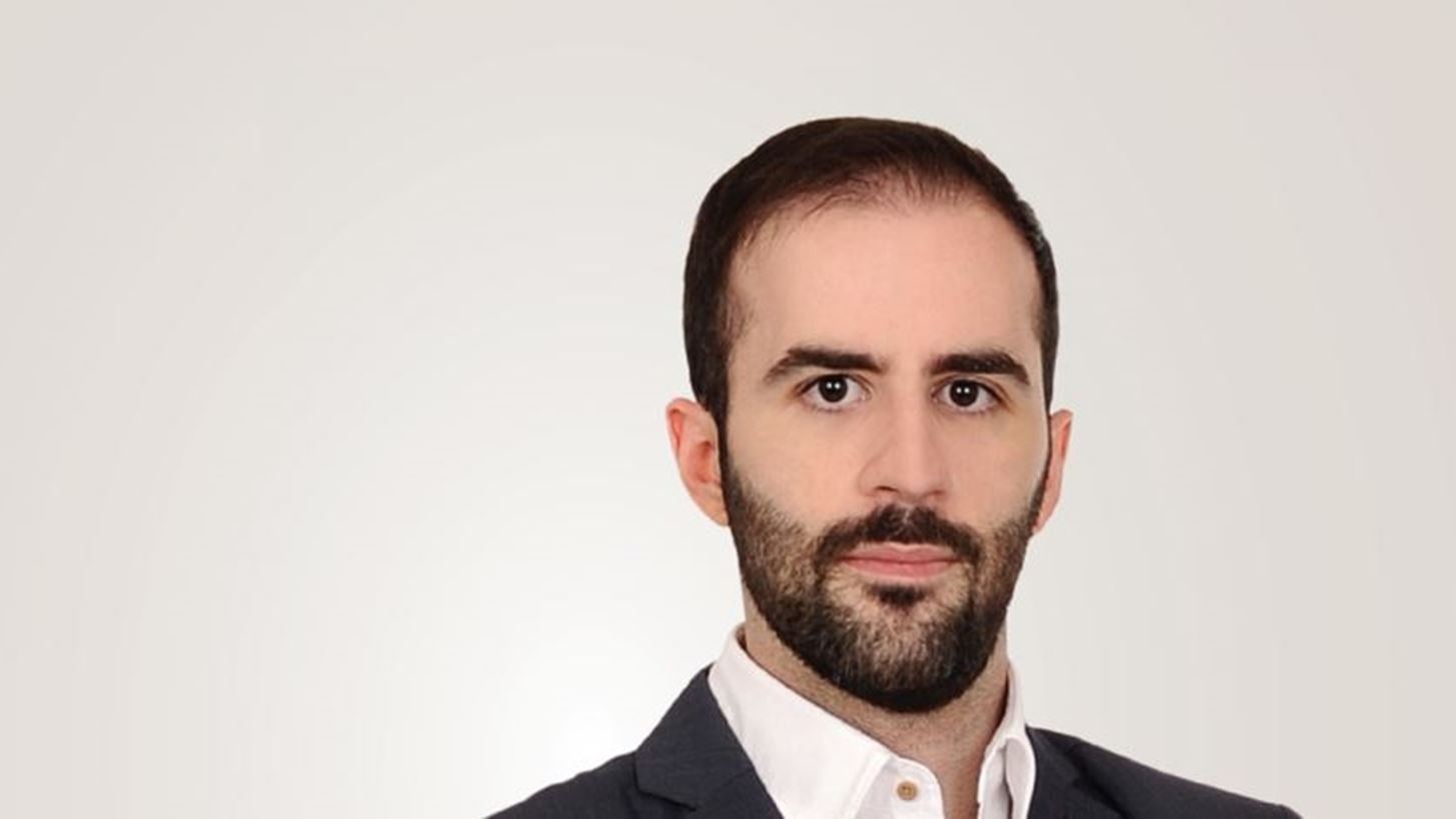 Πλιάτσικας Αναστάσιος: Αυτόνοµα αγροτικά ροµπότ πολλαπλών χρήσεων