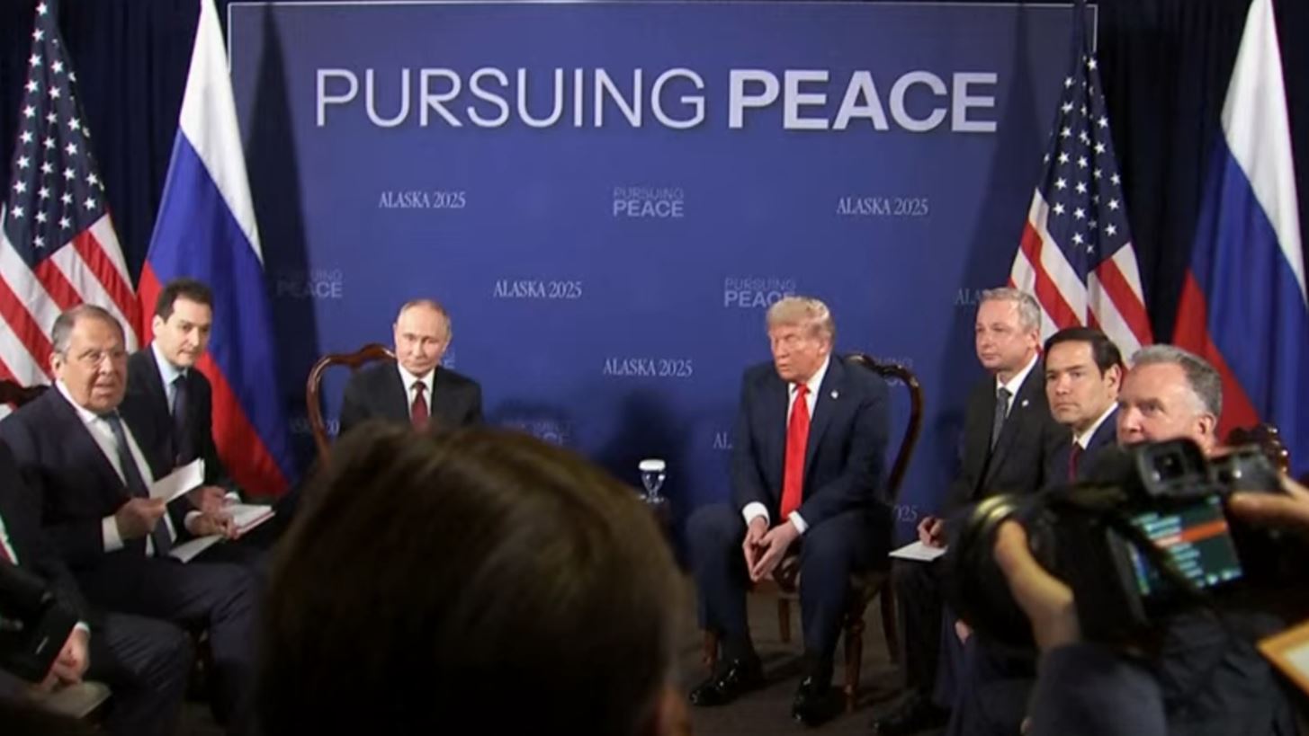 &#x3A4;&#x3B9; &#x3C0;&#x3C1;&#x3AD;&#x3C0;&#x3B5;&#x3B9; &#x3BD;&#x3B1; &#x3BA;&#x3B1;&#x3C4;&#x3B1;&#x3BB;&#x3AC;&#x3B2;&#x3B5;&#x3B9; &#x3BF; &#x3A4;&#x3C1;&#x3B1;&#x3BC;&#x3C0; &#x3B3;&#x3B9;&#x3B1; &#x3BD;&#x3B1; &#x3C0;&#x3B5;&#x3C4;&#x3CD;&#x3C7;&#x3B5;&#x3B9; &#x3BC;&#x3B9;&#x3B1; &#x3B5;&#x3B9;&#x3C1;&#x3B7;&#x3BD;&#x3B5;&#x3C5;&#x3C4;&#x3B9;&#x3BA;&#x3AE; &#x3C3;&#x3C5;&#x3BC;&#x3C6;&#x3C9;&#x3BD;&#x3AF;&#x3B1; &#x3BC;&#x3B5; &#x3C4;&#x3BF;&#x3BD; &#x3A0;&#x3BF;&#x3CD;&#x3C4;&#x3B9;&#x3BD; &#x3C3;&#x3C4;&#x3B7;&#x3BD; &#x39F;&#x3C5;&#x3BA;&#x3C1;&#x3B1;&#x3BD;&#x3AF;&#x3B1;