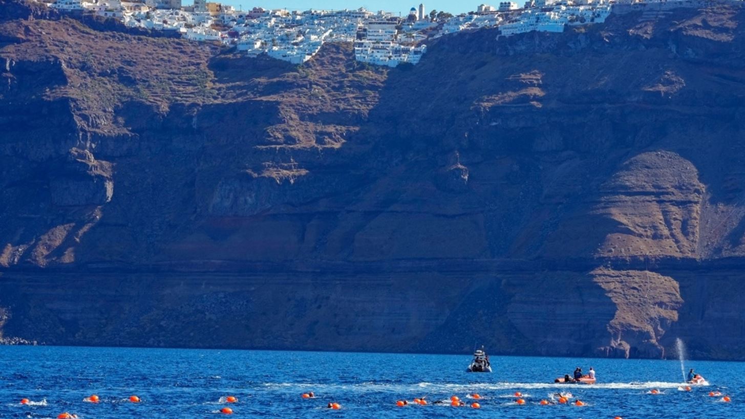 &#x3A4;&#x3BF; Santorini Experience &#x3B5;&#x3C0;&#x3B9;&#x3C3;&#x3C4;&#x3C1;&#x3AD;&#x3C6;&#x3B5;&#x3B9; &#x3C3;&#x3C4;&#x3B9;&#x3C2; 10-12 &#x39F;&#x3BA;&#x3C4;&#x3C9;&#x3B2;&#x3C1;&#x3AF;&#x3BF;&#x3C5; &#x3B3;&#x3B9;&#x3B1; 8&#x3B7; &#x3C7;&#x3C1;&#x3BF;&#x3BD;&#x3B9;&#x3AC;