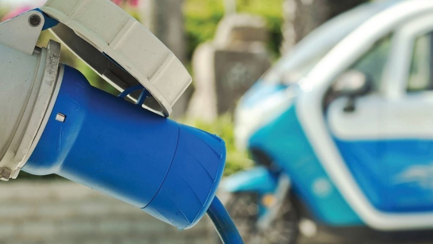 Η Π. Πετρόπουλος θα φτιάξει το πρώτο ελληνικό ηλεκτρικό δίκυκλο