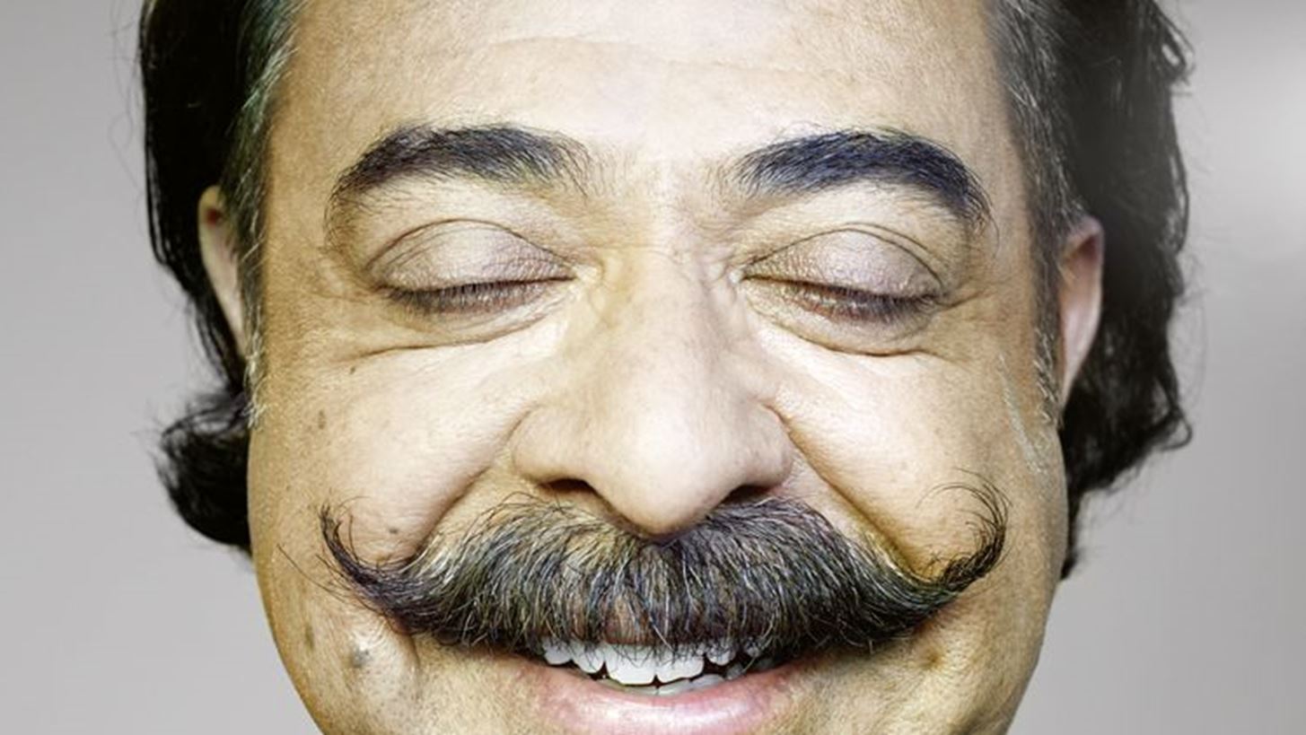Shahid Khan: &#x3A0;&#x3CE;&#x3C2; &#x3AD;&#x3B6;&#x3B7;&#x3C3;&#x3B1; &#x3C4;&#x3BF; &#x3B1;&#x3BC;&#x3B5;&#x3C1;&#x3B9;&#x3BA;&#x3B1;&#x3BD;&#x3B9;&#x3BA;&#x3CC; &#x3CC;&#x3BD;&#x3B5;&#x3B9;&#x3C1;&#x3BF;