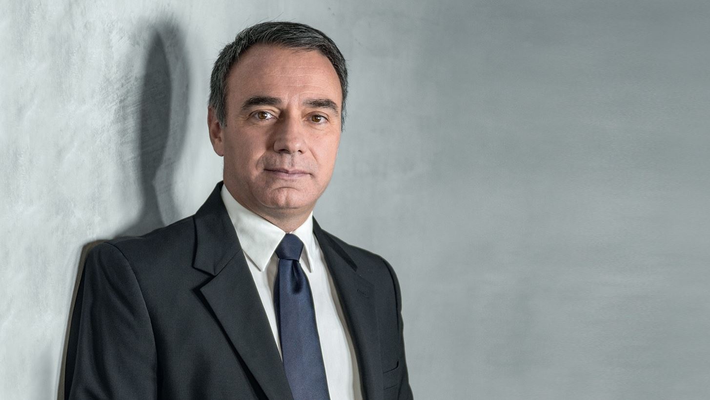 Massimo Andolina (Philip Morris International): &#x39A;&#x3BF;&#xB5;&#x3B2;&#x3B9;&#x3BA;&#x3AE; &#x3B7; &#x3C3;&#x3C5;&#xB5;&#x3B2;&#x3BF;&#x3BB;&#x3AE; &#x3C4;&#x3B7;&#x3C2; &#x395;&#x3BB;&#x3BB;&#x3AC;&#x3B4;&#x3B1;&#x3C2; &#x3B3;&#x3B9;&#x3B1; &#x3AD;&#x3BD;&#x3B1;&#x3BD; &#x3BA;&#x3CC;&#x3C3;&#xB5;&#x3BF; &#x3C7;&#x3C9;&#x3C1;&#x3AF;&#x3C2; &#x3C4;&#x3C3;&#x3B9;&#x3B3;&#x3AC;&#x3C1;&#x3BF;