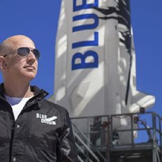 &#x39F; Jeff Bezos &#x3C0;&#x3BB;&#x3BF;&#x3C5;&#x3C3;&#x3B9;&#x3CC;&#x3C4;&#x3B5;&#x3C1;&#x3BF;&#x3C2; &#x3BA;&#x3B1;&#x3C4;&#x3AC; 10 &#x3B4;&#x3B9;&#x3C3;. &#x3B4;&#x3BF;&#x3BB;&#x3AC;&#x3C1;&#x3B9;&#x3B1; &#x3BC;&#x3B5;&#x3C4;&#x3AC; &#x3C4;&#x3B7; &#x3C3;&#x3C5;&#x3BC;&#x3C6;&#x3C9;&#x3BD;&#x3AF;&#x3B1; Amazon - OpenAI