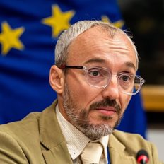 AthletesWeR: &#x39D;&#x3AD;&#x3B1; &#x3B2;&#x3AE;&#x3BC;&#x3B1;&#x3C4;&#x3B1; &#x3B3;&#x3B9;&#x3B1; &#x3C4;&#x3B7;&#x3BD; &#x3B5;&#x3C6;&#x3B1;&#x3C1;&#x3BC;&#x3BF;&#x3B3;&#x3AE; &#x3C0;&#x3BF;&#x3C5; &#x3BA;&#x3C1;&#x3B1;&#x3C4;&#x3AC; &#x3B5;&#x3BD;&#x3B7;&#x3BC;&#x3B5;&#x3C1;&#x3C9;&#x3BC;&#x3AD;&#x3BD;&#x3BF;&#x3C5;&#x3C2; &#x3C4;&#x3BF;&#x3C5;&#x3C2; &#x3B5;&#x3C1;&#x3B1;&#x3C3;&#x3B9;&#x3C4;&#x3AD;&#x3C7;&#x3BD;&#x3B5;&#x3C2; &#x3B1;&#x3B8;&#x3BB;&#x3B7;&#x3C4;&#x3AD;&#x3C2;