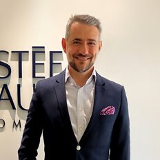 &#x3A4;&#x3BF; &#x3B5;&#x3BB;&#x3BB;&#x3B7;&#x3BD;&#x3B9;&#x3BA;&#x3CC; case study &#x3C4;&#x3B7;&#x3C2; Est&#xE9;e Lauder