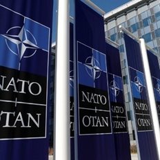 &#x397; &#x395;&#x3C5;&#x3C1;&#x3CE;&#x3C0;&#x3B7; &#x3B1;&#x3BD;&#x3B1;&#x3B6;&#x3B7;&#x3C4;&#x3AC; &quot;Plan B&quot; &#x3B3;&#x3B9;&#x3B1; &#x3AD;&#x3BD;&#x3B1; &#x39D;&#x391;&#x3A4;&#x39F; &#x3C0;&#x3BF;&#x3C5; &#x3B1;&#x3BB;&#x3BB;&#x3AC;&#x3B6;&#x3B5;&#x3B9;