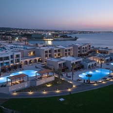 H.I.G.: &#x39F;&#x3B9; &#x3B5;&#x3C0;&#x3CC;&#x3BC;&#x3B5;&#x3BD;&#x3B5;&#x3C2; &#x3B5;&#x3C0;&#x3B5;&#x3BD;&#x3B4;&#x3CD;&#x3C3;&#x3B5;&#x3B9;&#x3C2; &#x3C4;&#x3C9;&#x3BD; Ella Resorts &#x3BA;&#x3B1;&#x3B9; &#x3C4;&#x3BF; &#x3B1;&#x3C0;&#x3BF;&#x3C4;&#x3CD;&#x3C0;&#x3C9;&#x3BC;&#x3B1; &#x3C3;&#x3B5; &#x3BF;&#x3B9;&#x3BA;&#x3BF;&#x3BD;&#x3BF;&#x3BC;&#x3AF;&#x3B1;-&#x3B1;&#x3C0;&#x3B1;&#x3C3;&#x3C7;&#x3CC;&#x3BB;&#x3B7;&#x3C3;&#x3B7;