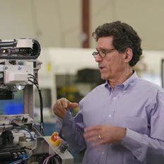 Ο μεγιστάνας πίσω από τις αυτόματες αποθήκες της Walmart κέρδισε $7 δισ. σε μία μέρα