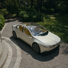 BMW Neue Klasse: &#x397; &#x3BD;&#x3AD;&#x3B1; &#x3C6;&#x3B9;&#x3BB;&#x3BF;&#x3C3;&#x3BF;&#x3C6;&#x3AF;&#x3B1; &#x3C4;&#x3B7;&#x3C2; BMW