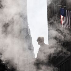 Wall Street: &#x386;&#x3BD;&#x3BF;&#x3B4;&#x3BF;&#x3C2; &#x3BC;&#x3B5; &#x3C4;&#x3BF; &#x3B2;&#x3BB;&#x3AD;&#x3BC;&#x3BC;&#x3B1; &#x3C3;&#x3C4;&#x3B7;&#x3BD; &#x3B1;&#x3B3;&#x3BF;&#x3C1;&#x3AC; &#x3B5;&#x3C1;&#x3B3;&#x3B1;&#x3C3;&#x3AF;&#x3B1;&#x3C2;