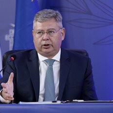 HELLENiQ Energy: Πρέπει να διαχειριστούμε το πρόβλημα των περικοπών στις ΑΠΕ