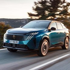 Peugeot 3008: &#x388;&#x3BD;&#x3B1; premium SUV &#x3BC;&#x3B5; &#x3BA;&#x3BF;&#x3C1;&#x3C5;&#x3C6;&#x3B1;&#x3AF;&#x3BF; &#x3C3;&#x3C4;&#x3C5;&#x3BB; &#x3BA;&#x3B1;&#x3B9; &#x3C4;&#x3B5;&#x3C7;&#x3BD;&#x3BF;&#x3BB;&#x3BF;&#x3B3;&#x3AF;&#x3B1;
