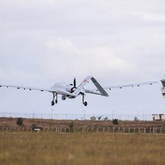 &#x3A0;&#x3BF;&#x3B9;&#x3B1; &#x3BA;&#x3C1;&#x3AC;&#x3C4;&#x3B7; &#x3B1;&#x3B3;&#x3BF;&#x3C1;&#x3AC;&#x3B6;&#x3BF;&#x3C5;&#x3BD; &#x3C0;&#x3C5;&#x3C1;&#x3B1;&#x3CD;&#x3BB;&#x3BF;&#x3C5;&#x3C2; &#x3BA;&#x3B1;&#x3B9; drones &#x3B1;&#x3C0;&#x3CC; &#x3C4;&#x3B7;&#x3BD; &#x3A4;&#x3BF;&#x3C5;&#x3C1;&#x3BA;&#x3AF;&#x3B1;