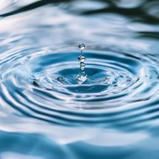 &#x397; &#x3B5;&#x3C0;&#x3B1;&#x3BD;&#x3B1;&#x3BE;&#x3B9;&#x3BF;&#x3BB;&#x3CC;&#x3B3;&#x3B7;&#x3C3;&#x3B7; &#x3C4;&#x3B7;&#x3C2; &#x3BF;&#x3B9;&#x3BA;&#x3BF;&#x3BD;&#x3BF;&#x3BC;&#x3B9;&#x3BA;&#x3AE;&#x3C2; &#x3B1;&#x3BE;&#x3AF;&#x3B1;&#x3C2; &#x3C4;&#x3BF;&#x3C5; &#x3BD;&#x3B5;&#x3C1;&#x3BF;&#x3CD; &#x3B1;&#x3BD;&#x3AC; &#x3C4;&#x3BF;&#x3BD; &#x3BA;&#x3CC;&#x3C3;&#x3BC;&#x3BF; &#x3AD;&#x3C7;&#x3B5;&#x3B9; &#x3AE;&#x3B4;&#x3B7; &#x3B1;&#x3C1;&#x3C7;&#x3AF;&#x3C3;&#x3B5;&#x3B9;