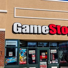 &#x397; &#x3B1;&#x3C3;&#x3C5;&#x3BD;&#x3AE;&#x3B8;&#x3B9;&#x3C3;&#x3C4;&#x3B7; &quot;&#x3B1;&#x3BD;&#x3B1;&#x3B6;&#x3C9;&#x3C0;&#x3CD;&#x3C1;&#x3C9;&#x3C3;&#x3B7;&quot; &#x3C4;&#x3B7;&#x3C2; GameStop &#x3AD;&#x3BA;&#x3B1;&#x3BD;&#x3B5; &#x3BA;&#x3B1;&#x3B9; &#x3C0;&#x3AC;&#x3BB;&#x3B9; &#x3C4;&#x3BF;&#x3BD; &#x3C3;&#x3C5;&#x3BD;&#x3B9;&#x3B4;&#x3C1;&#x3C5;&#x3C4;&#x3AE; &#x3C4;&#x3B7;&#x3C2; Chewy -&#x3B3;&#x3B9;&#x3B1; &#x3BB;&#x3AF;&#x3B3;&#x3BF;- &#x3B4;&#x3B9;&#x3C3;&#x3B5;&#x3BA;&#x3B1;&#x3C4;&#x3BF;&#x3BC;&#x3BC;&#x3C5;&#x3C1;&#x3B9;&#x3BF;&#x3CD;&#x3C7;&#x3BF;