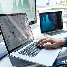 Πώς επηρεάζει το shutdown της Ουάσινγκτον τις μετοχές