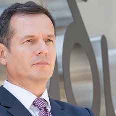 &#x39C;. &#x39C;&#x3B1;&#x3BD;&#x3BF;&#x3C5;&#x3C3;&#x3AC;&#x3BA;&#x3B7;&#x3C2;: &#x397; &#x3B1;&#x3C0;&#x3CC;&#x3C6;&#x3B1;&#x3C3;&#x3B7; &#x3C4;&#x3B7;&#x3C2; &#x3A1;&#x391;&#x395;&#x39A; &#x3BA;&#x3B1;&#x3B8;&#x3B9;&#x3C3;&#x3C4;&#x3AC; &#x3C4;&#x3BF; &#x3AD;&#x3C1;&#x3B3;&#x3BF; &#x3C4;&#x3BF;&#x3C5; Great Sea Interconnector, &#x3BC;&#x3B7; &#x3B2;&#x3B9;&#x3CE;&#x3C3;&#x3B9;&#x3BC;&#x3BF;