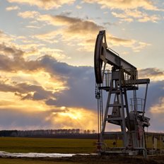 Κέρδη για το πετρέλαιο λόγω της αυξημένης ζήτησης στις ΗΠΑ