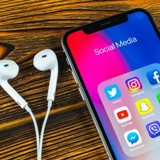 Instagram - Facebook: Η συνδρομή στους χρήστες λύνει το πρόβλημα του απορρήτου;