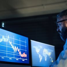 UniCredit: &#x393;&#x3B9;&#x3B1;&#x3C4;&#x3AF; &#x3BF;&#x3B9; &#x3BC;&#x3B5;&#x3B9;&#x3CE;&#x3C3;&#x3B5;&#x3B9;&#x3C2; &#x3B5;&#x3C0;&#x3B9;&#x3C4;&#x3BF;&#x3BA;&#x3AF;&#x3C9;&#x3BD; &#x3B1;&#x3C0;&#x3BF;&#x3C4;&#x3B5;&#x3BB;&#x3BF;&#x3CD;&#x3BD; &#x3AC;&#x3C3;&#x3C7;&#x3B7;&#x3BC;&#x3B1; &#x3BD;&#x3AD;&#x3B1; &#x3B3;&#x3B9;&#x3B1; &#x3C4;&#x3B9;&#x3C2; &#x3BC;&#x3B5;&#x3C4;&#x3BF;&#x3C7;&#x3AD;&#x3C2; - &#x397; &#x3C6;&#x3BF;&#x3CD;&#x3C3;&#x3BA;&#x3B1; &#x3BA;&#x3B1;&#x3B9; &#x3C4;&#x3BF; &#x3B9;&#x3C3;&#x3C7;&#x3C5;&#x3C1;&#x3CC; sell-off &#x3C3;&#x3C4;&#x3BF; &#x3B2;&#x3AC;&#x3B8;&#x3BF;&#x3C2;