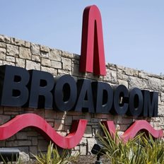 Broadcom: &#x39A;&#x3B1;&#x3B8;&#x3B7;&#x3C3;&#x3C5;&#x3C7;&#x3AC;&#x3B6;&#x3B5;&#x3B9; &#x3CC;&#x3C4;&#x3B9; &#x3B7; &#x3B5;&#x3BE;&#x3B1;&#x3B3;&#x3BF;&#x3C1;&#x3AC; &#x3C4;&#x3B7;&#x3C2; VMWare &#x3AD;&#x3BD;&#x3B1;&#x3BD;&#x3C4;&#x3B9; 61 &#x3B4;&#x3B9;&#x3C3;. &#x3B4;&#x3BF;&#x3BB;. &quot;&#x3B8;&#x3B1; &#x3BA;&#x3BB;&#x3B5;&#x3AF;&#x3C3;&#x3B5;&#x3B9; &#x3C3;&#x3CD;&#x3BD;&#x3C4;&#x3BF;&#x3BC;&#x3B1;&quot;