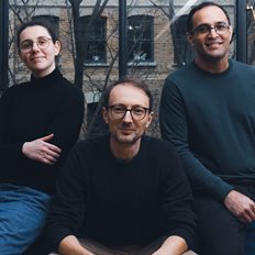 Gradient Labs: &#x397; startup &#x3BC;&#x3B5; &#x395;&#x3BB;&#x3BB;&#x3B7;&#x3BD;&#x3AF;&#x3B4;&#x3B1; co-founder &#x3C0;&#x3BF;&#x3C5; &#x3B1;&#x3BB;&#x3BB;&#x3AC;&#x3B6;&#x3B5;&#x3B9; &#x3C4;&#x3B7;&#x3BD; &#x3C4;&#x3C1;&#x3B1;&#x3C0;&#x3B5;&#x3B6;&#x3B9;&#x3BA;&#x3AE; &#x3B5;&#x3BE;&#x3C5;&#x3C0;&#x3B7;&#x3C1;&#x3AD;&#x3C4;&#x3B7;&#x3C3;&#x3B7;