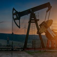 Ανέκαμψε από τα χαμηλά πέντε μηνών το πετρέλαιο