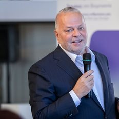 Metlen: Τι κερδίζει με την εξαγορά της μονάδας της NK Trailers στον Βόλο