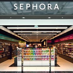 Sephora: &#x3A4;&#x3BF; &#x3B4;&#x3C5;&#x3BD;&#x3B1;&#x3C4;&#x3CC; &#x3C7;&#x3B1;&#x3C1;&#x3C4;&#x3AF; &#x3C4;&#x3BF;&#x3C5; &#x3BF;&#x3BC;&#x3AF;&#x3BB;&#x3BF;&#x3C5; Louis Vuitton &#x3C3;&#x3C4;&#x3B7;&#x3BD; &#x395;&#x3BB;&#x3BB;&#x3AC;&#x3B4;&#x3B1;