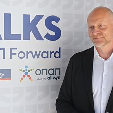 Jan Karas (&#x39F;&#x3A0;&#x391;&#x3A0;): &#x3A3;&#x3C4;&#x3BF; &#x3B5;&#x3C0;&#x3AF;&#x3BA;&#x3B5;&#x3BD;&#x3C4;&#x3C1;&#x3BF; &#x3B7; &#x3C8;&#x3B7;&#x3C6;&#x3B9;&#x3BF;&#x3C0;&#x3BF;&#x3AF;&#x3B7;&#x3C3;&#x3B7; &#x3C4;&#x3BF;&#x3C5; retail &#x3B4;&#x3B9;&#x3BA;&#x3C4;&#x3CD;&#x3BF;&#x3C5; &#x3BA;&#x3B1;&#x3B9; &#x3B7; &#x3B2;&#x3B5;&#x3BB;&#x3C4;&#x3AF;&#x3C9;&#x3C3;&#x3B7; &#x3C4;&#x3B7;&#x3C2; &#x3B5;&#x3BC;&#x3C0;&#x3B5;&#x3B9;&#x3C1;&#x3AF;&#x3B1;&#x3C2; &#x3C4;&#x3BF;&#x3C5; &#x3C0;&#x3B5;&#x3BB;&#x3AC;&#x3C4;&#x3B7;