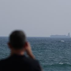 &#x3A4;&#x3B9; &#x3BC;&#x3B1;&#x3C2; &#x3AD;&#x3BC;&#x3B1;&#x3B8;&#x3B5; &#x3B7; &#x3C3;&#x3CD;&#x3C1;&#x3C1;&#x3B1;&#x3BE;&#x3B7; &#x399;&#x3C1;&#x3AC;&#x3BD;-&#x399;&#x3C3;&#x3C1;&#x3B1;&#x3AE;&#x3BB; &#x3B3;&#x3B9;&#x3B1; &#x3C4;&#x3BF;&#x3C5;&#x3C2; &#x3BA;&#x3B9;&#x3BD;&#x3B4;&#x3CD;&#x3BD;&#x3BF;&#x3C5;&#x3C2; &#x3C3;&#x3C4;&#x3B1; &#x3C3;&#x3B7;&#x3BC;&#x3B5;&#x3AF;&#x3B1; &quot;&#x3B4;&#x3B9;&#x3C0;&#x3BB;&#x3AE;&#x3C2; &#x3C3;&#x3C5;&#x3BC;&#x3C6;&#x3CC;&#x3C1;&#x3B7;&#x3C3;&#x3B7;&#x3C2;&quot;