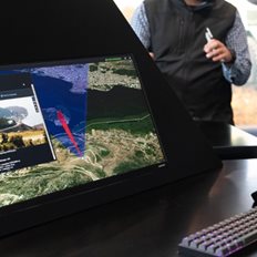 Lambda Automata: &#x388;&#x3C4;&#x3BF;&#x3B9;&#x3BC;&#x3B7; &#x3B3;&#x3B9;&#x3B1; &#x3B5;&#x3C0;&#x3AD;&#x3BA;&#x3C4;&#x3B1;&#x3C3;&#x3B7; &#x3C3;&#x3C4;&#x3B7;&#x3BD; &#x395;&#x3C5;&#x3C1;&#x3CE;&#x3C0;&#x3B7; &#x3B7; &#x3B5;&#x3BB;&#x3BB;&#x3B7;&#x3BD;&#x3B9;&#x3BA;&#x3AE; startup &#x3C0;&#x3BF;&#x3C5; &#x3B1;&#x3BD;&#x3B9;&#x3C7;&#x3BD;&#x3B5;&#x3CD;&#x3B5;&#x3B9; &#x3C0;&#x3C5;&#x3C1;&#x3BA;&#x3B1;&#x3B3;&#x3B9;&#x3AD;&#x3C2;