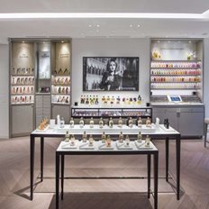 Louis Vuitton &#x395;&#x3BB;&#x3BB;&#x3AC;&#x3C2;: &#x39A;&#x3AD;&#x3C1;&#x3B4;&#x3B7; &#x3C1;&#x3B5;&#x3BA;&#x3CC;&#x3C1; 17,6 &#x3B5;&#x3BA;&#x3B1;&#x3C4;. - &#x397; &#x3B5;&#x3BB;&#x3BB;&#x3B7;&#x3BD;&#x3B9;&#x3BA;&#x3AE; &quot;&#x3C3;&#x3C5;&#x3BD;&#x3C4;&#x3B1;&#x3B3;&#x3AE;&quot; &#x3B5;&#x3C0;&#x3B9;&#x3C4;&#x3C5;&#x3C7;&#x3AF;&#x3B1;&#x3C2;