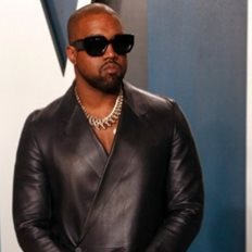 Kanye West: &#x397; &#x3B4;&#x3B9;&#x3B1;&#x3BA;&#x3BF;&#x3C0;&#x3AE; &#x3C4;&#x3B7;&#x3C2; &#x3C3;&#x3C5;&#x3BD;&#x3B5;&#x3C1;&#x3B3;&#x3B1;&#x3C3;&#x3AF;&#x3B1;&#x3C2; &#x3BC;&#x3B5; &#x3C4;&#x3B7;&#x3BD; Adidas &#x3B8;&#x3B1; &#x3C4;&#x3BF;&#x3BD; &#x3AD;&#x3B2;&#x3B3;&#x3B1;&#x3B6;&#x3B5; &#x3B1;&#x3C0;&#x3CC; &#x3C4;&#x3BF; club &#x3C4;&#x3C9;&#x3BD; &#x3B4;&#x3B9;&#x3C3;&#x3B5;&#x3BA;&#x3B1;&#x3C4;&#x3BF;&#x3BC;&#x3BC;&#x3C5;&#x3C1;&#x3B9;&#x3BF;&#x3CD;&#x3C7;&#x3C9;&#x3BD;