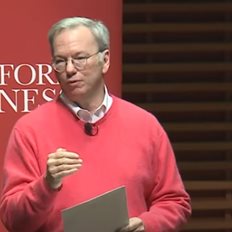 O Eric Schmidt και οι μυστικες δοκιμές στρατιωτικών drones με τεχνητή νοημοσύνη σε Ουκρανία και Silicon Valley